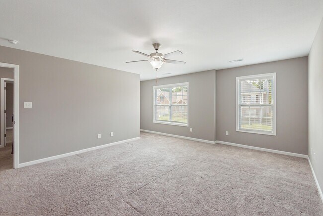 Building Photo - 6964 Holliday Park Ln