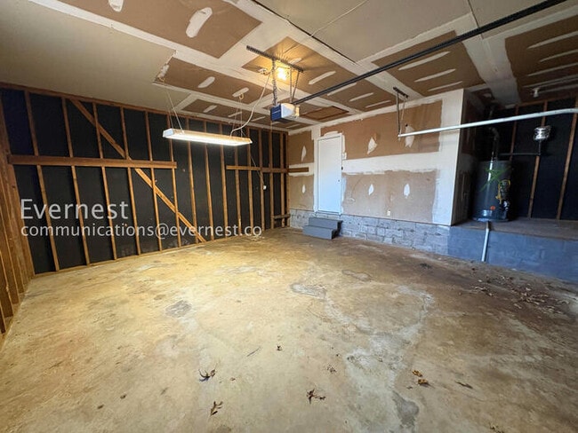 Building Photo - 130 Summerfield Dr