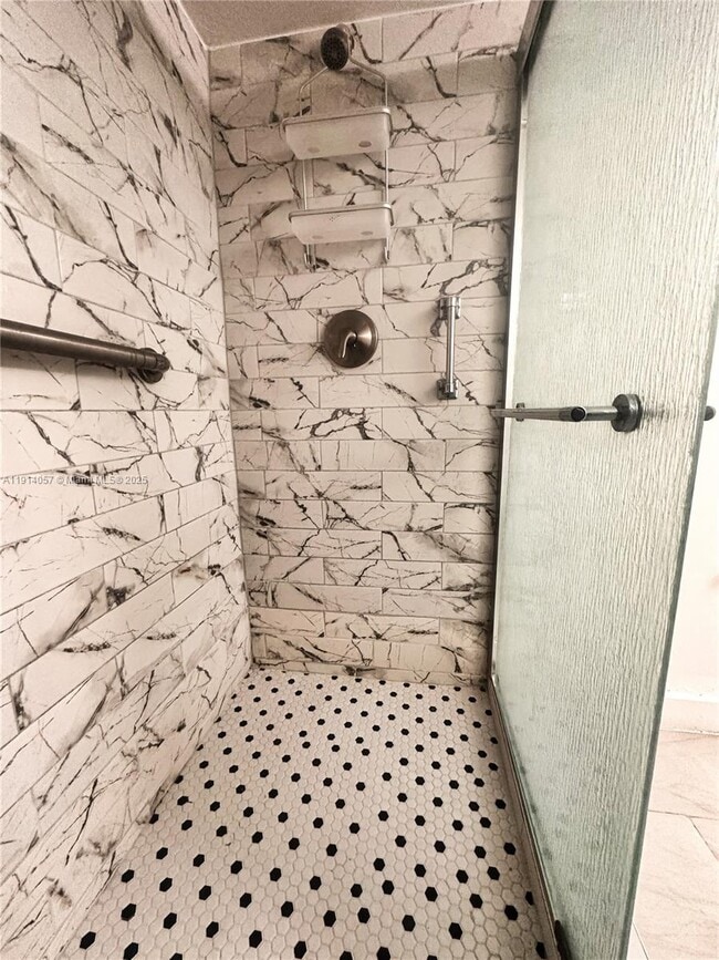 Building Photo - 6120 Hayes St