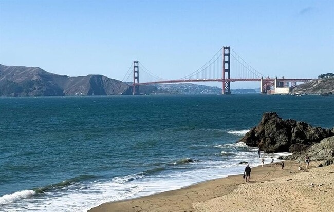 Building Photo - 305 23rd Ave