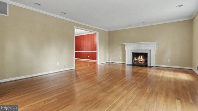 Building Photo - 6770 Baron Rd