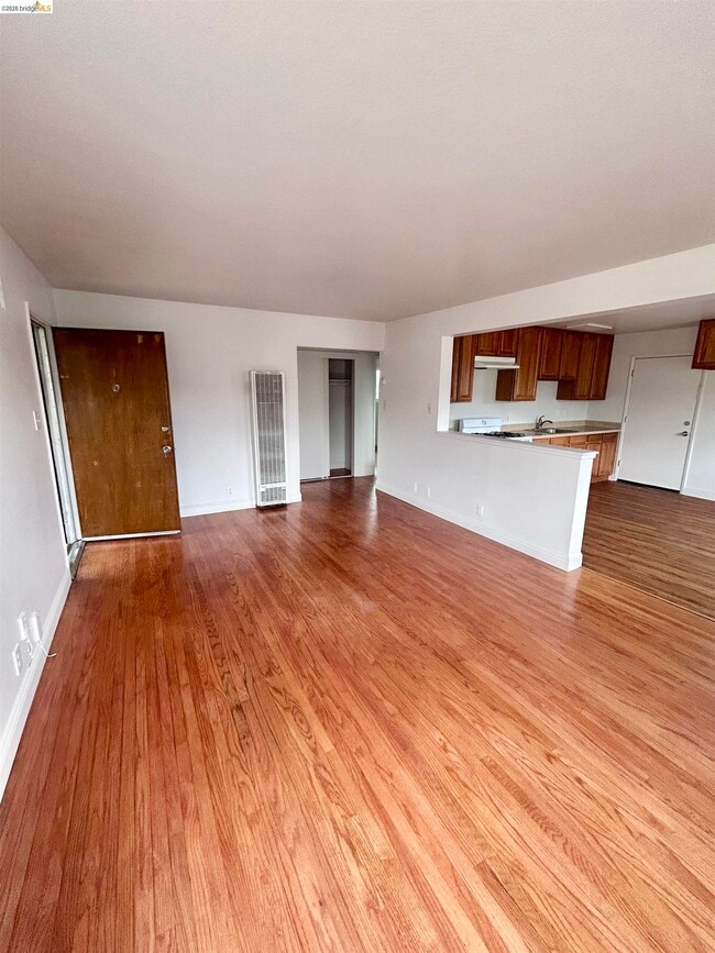 Building Photo - 3144 61st Ave