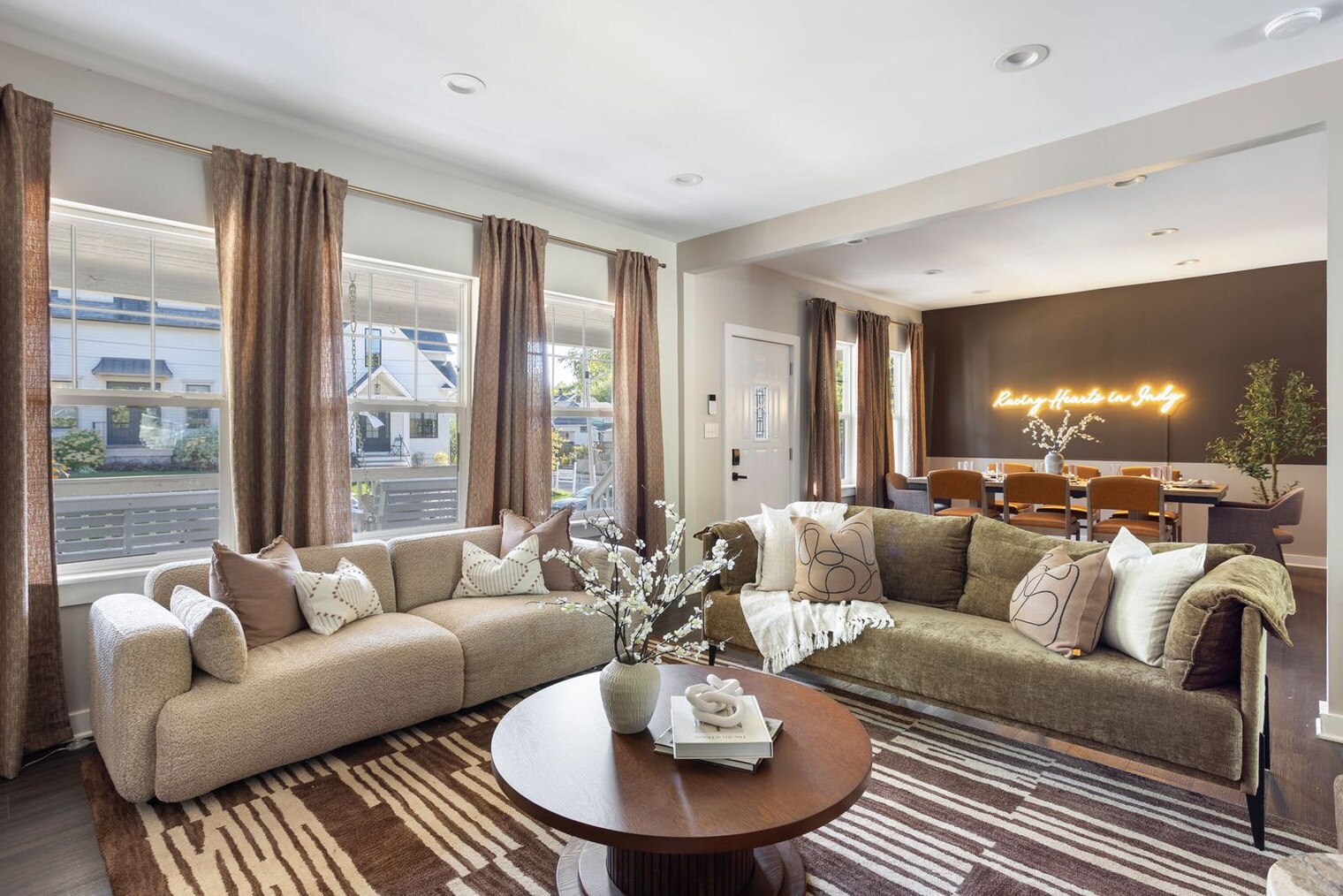 Building Photo - 2308 Nowland Ave