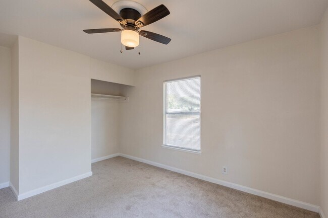 Building Photo - 1822 Arroya Vista Dr