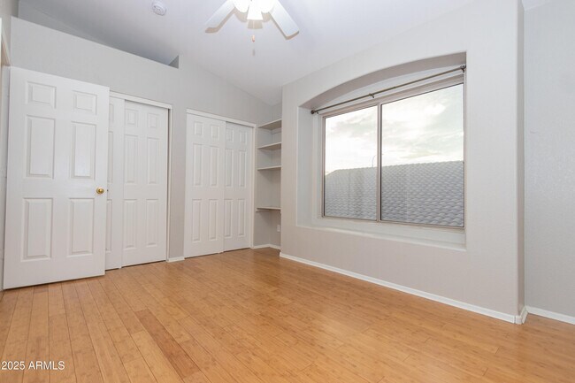 Building Photo - 2388 S Sycamore Pl