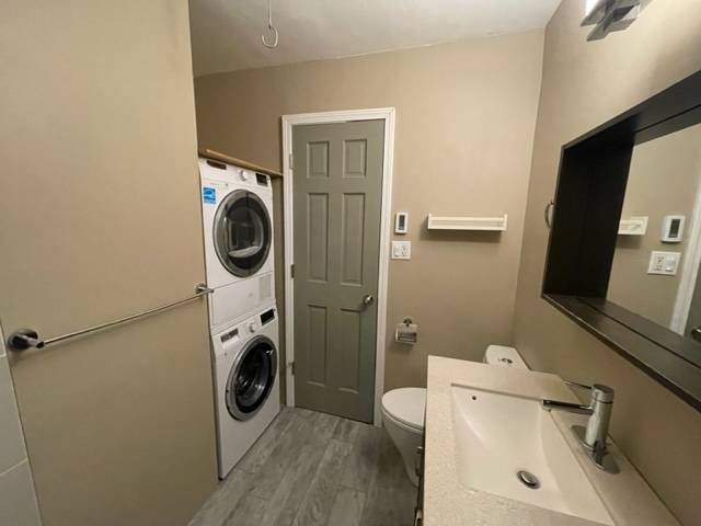 Building Photo - 1927 Wallace Ave