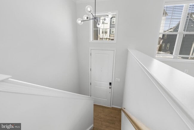 Building Photo - 257 Redpoll Alley