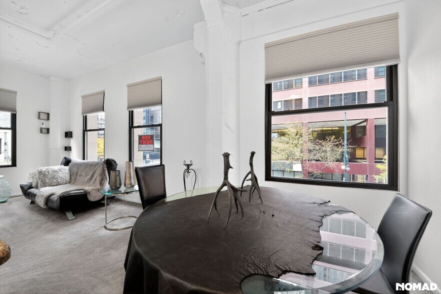 Building Photo - 444 17th St