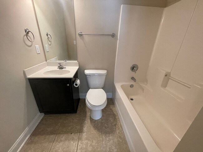 Building Photo - PRE-LEASING FOR AUGUST 2025!