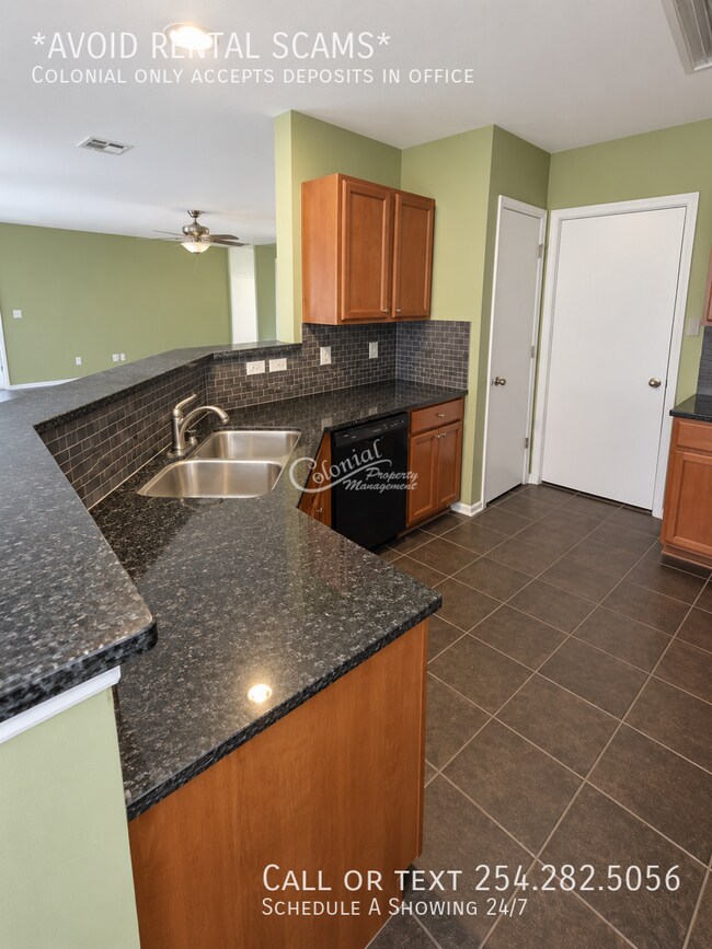 Building Photo - 5207 Holster Dr