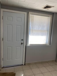 Building Photo - 974 Suffolk Ave