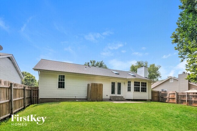 Building Photo - 202 Barrington Dr