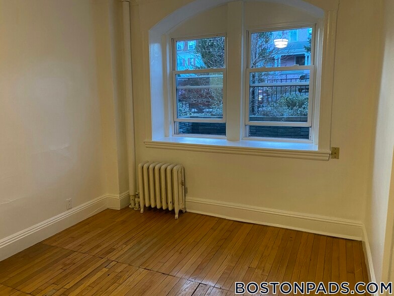 Building Photo - 475 Highland Ave