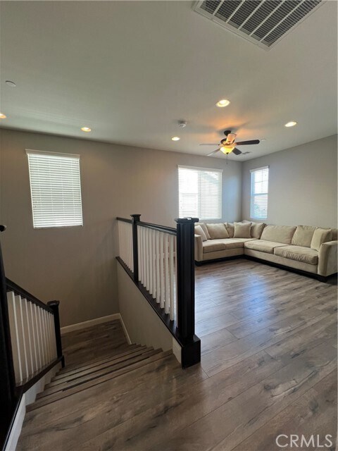 Building Photo - 9735 La Vine Ct