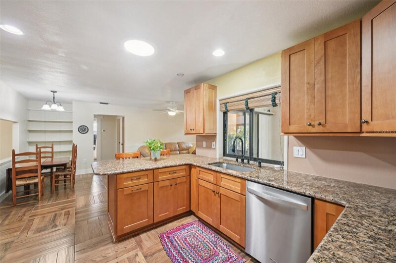 Building Photo - 1330 McCrory St