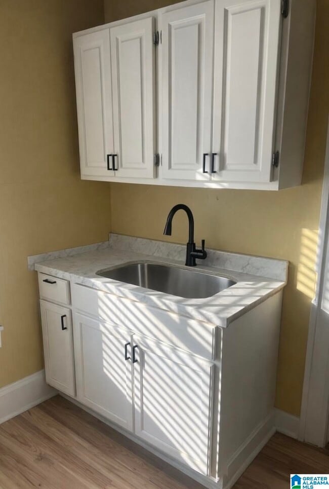 Building Photo - 1605 West St