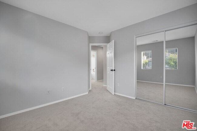 Building Photo - 24130 Tango Dr