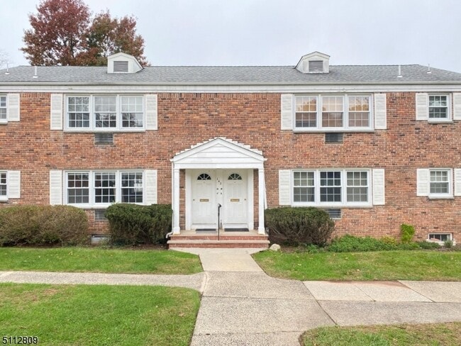 Primary Photo - 143 Ridge Rd