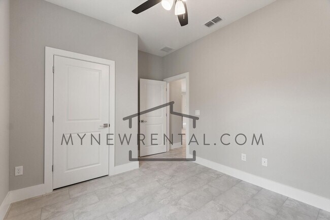 Building Photo - Deposit-Free! Modern, energy efficient hom...