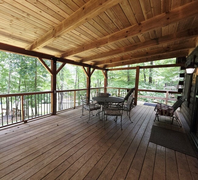 Building Photo - 375 E River Bend Dr