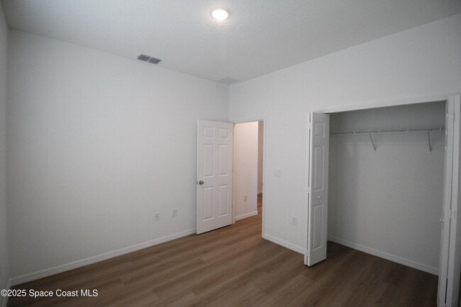 Building Photo - 1658 Hamilton Ave SW