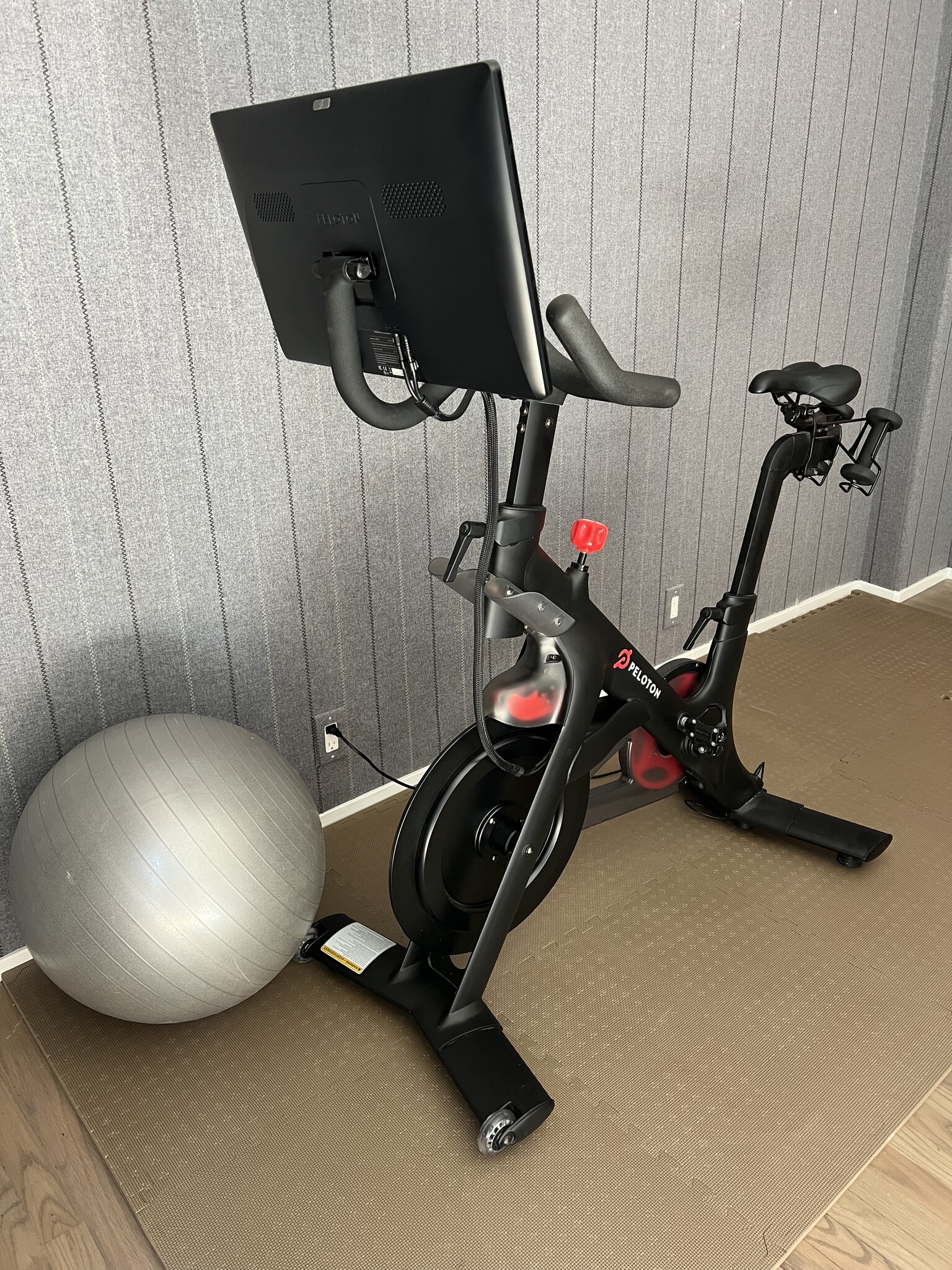 Peloton - 8374 Yucca Trl
