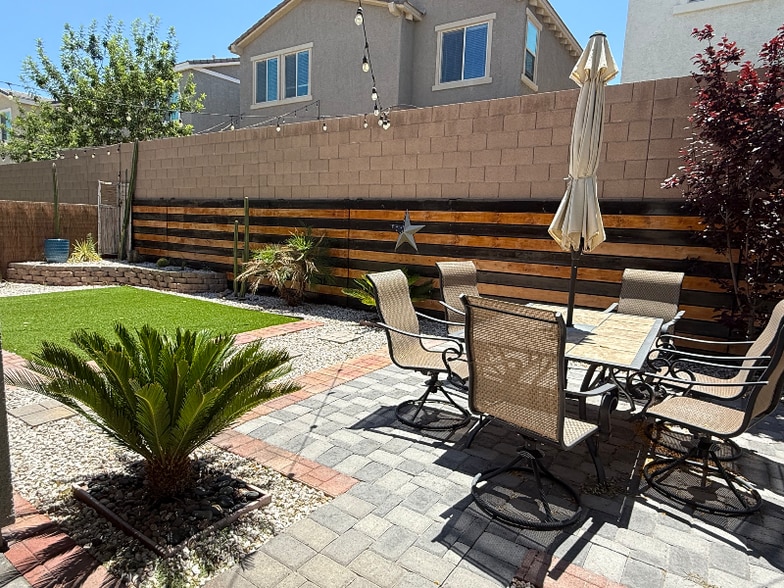 Building Photo - 3049 Scenic Rhyme Ave