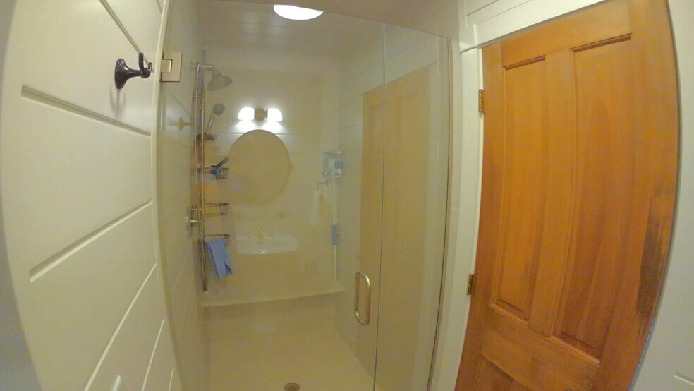 Building Photo - 2425 Waukazoo Trail