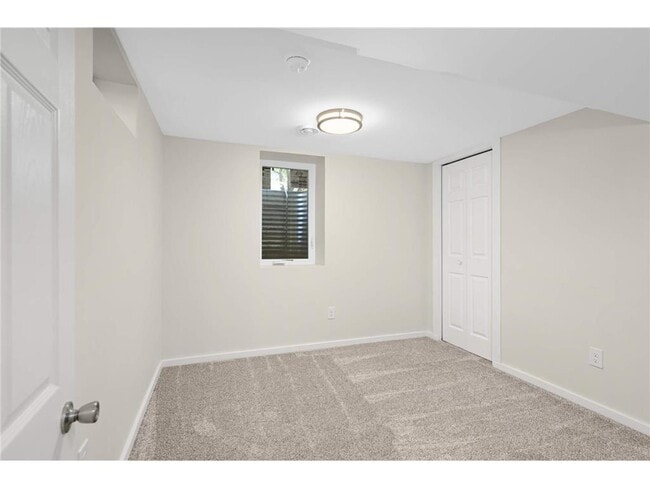 Building Photo - 6724 Scott Ave N