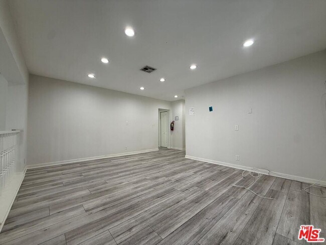 Building Photo - 15830 Blackhawk St