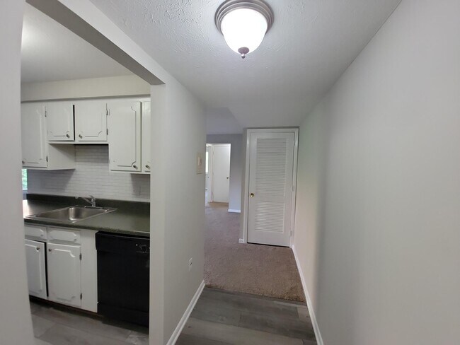 Primary Photo - 22121 River Oaks Dr