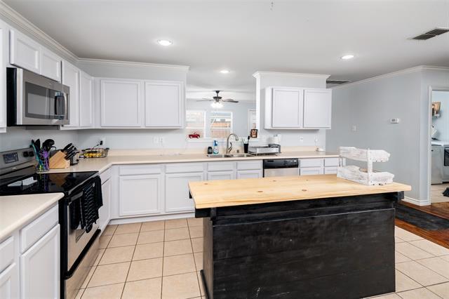 Building Photo - 1114 Fox Trail Dr