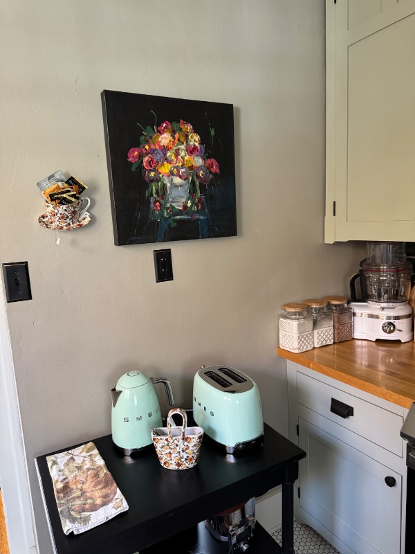 Building Photo - 1022 W 19th Ave