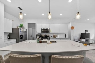 Building Photo - 6128 Rancho Ln