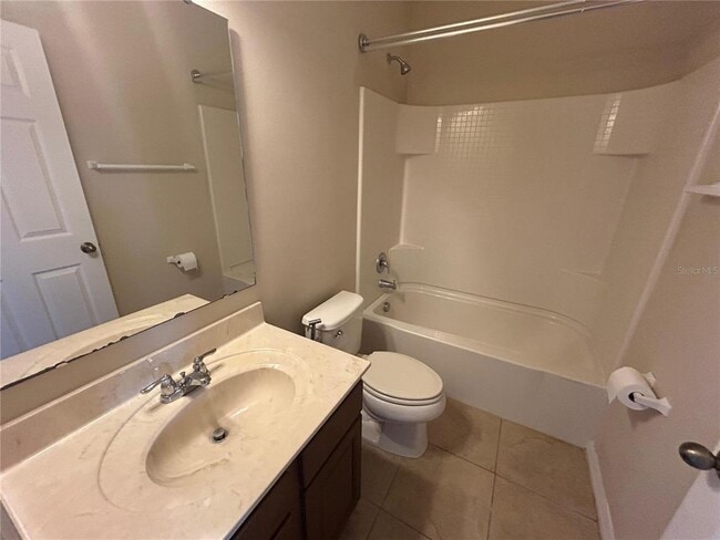 Building Photo - 11213 Grander Dr