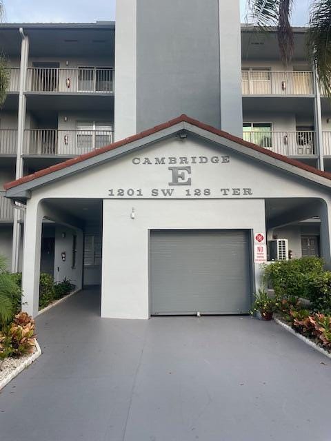 Building Photo - 1201 SW 128th Terrace