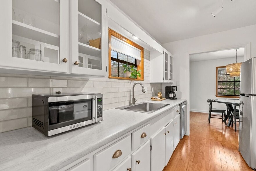 Building Photo - 26 One Blf Ln