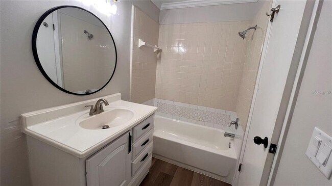 Building Photo - 1716 Foxhall Cir