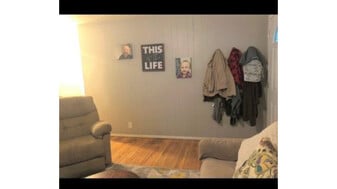 Building Photo - 381 Alena St