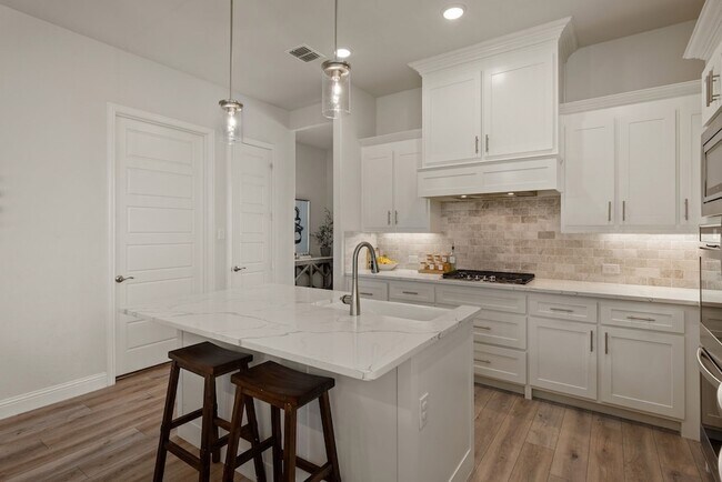 Building Photo - 14205 Spitfire Trail