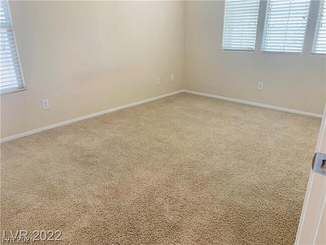 Building Photo - 5506 Spiceberry Dr