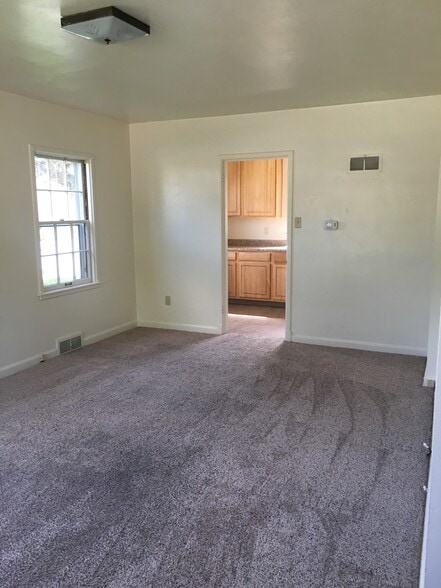 Building Photo - 1230 Harding Ave