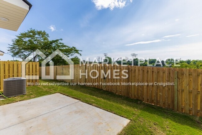 Building Photo - 4131 Hudson Ct SW