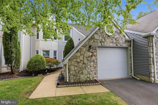 Building Photo - 44 Gaylord Ct