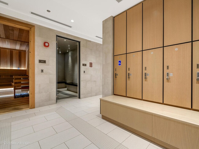 Building Photo - 435 N Michigan Ave