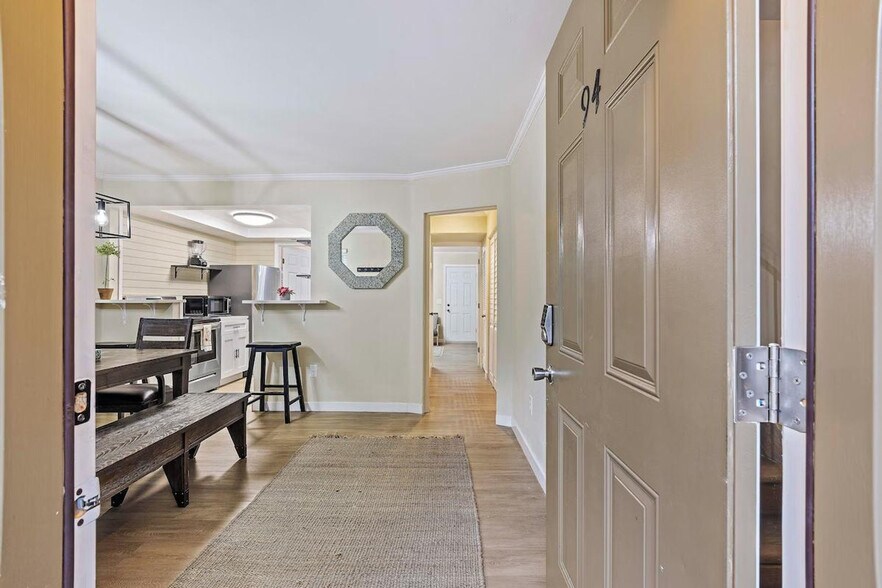 Building Photo - 400 William Hilton Pkwy