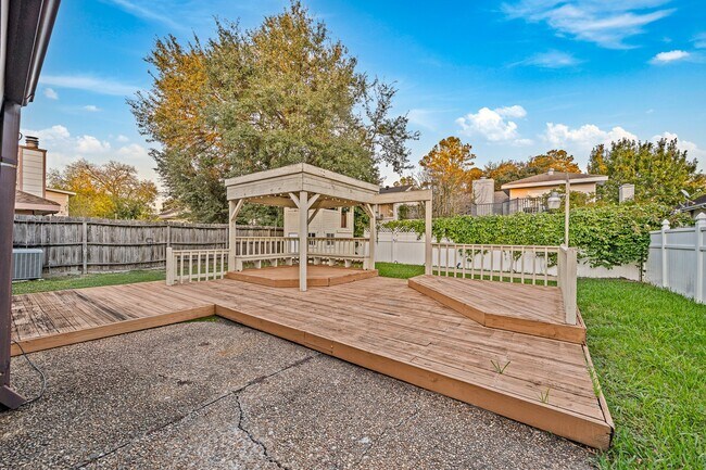 Building Photo - 7719 Miller Glen Ln