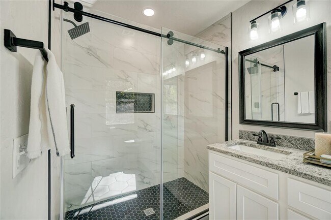 Building Photo - 6500 N Luther Rd