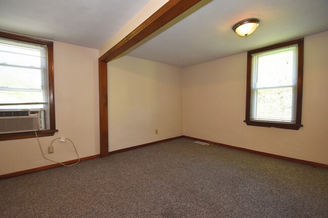 Bedroom - 1021 Joseph St