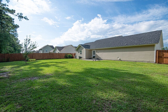 Building Photo - 258 Breakwater Dr